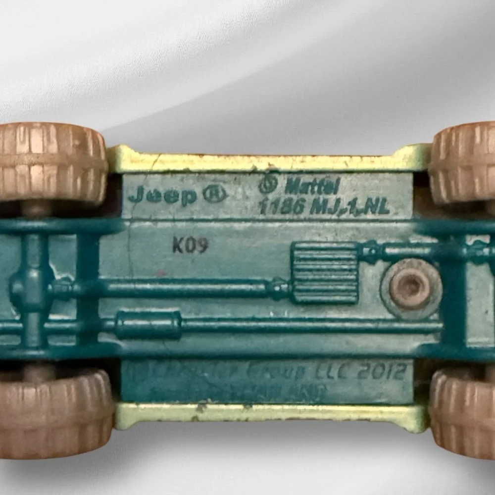 Hot Wheels Mattel Chrysler Jeep 2012 Diecast Off Road‎ Truck